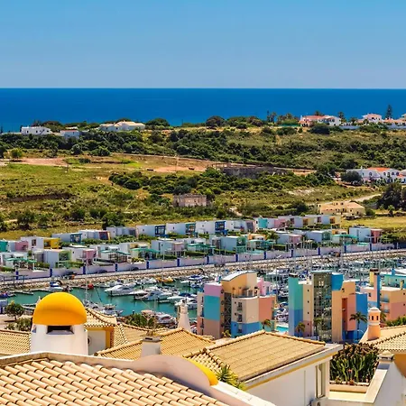 Apartamento Luxurious T2 With Pool & Breathtaking Ocean Views By Becherish *