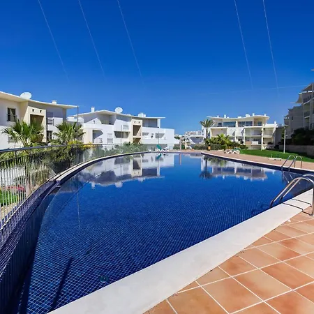 Apartament Luxurious T2 With Pool & Breathtaking Ocean Views By Becherish