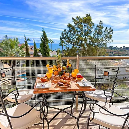 Luxurious T2 With Pool & Breathtaking Ocean Views By Becherish Apartament *