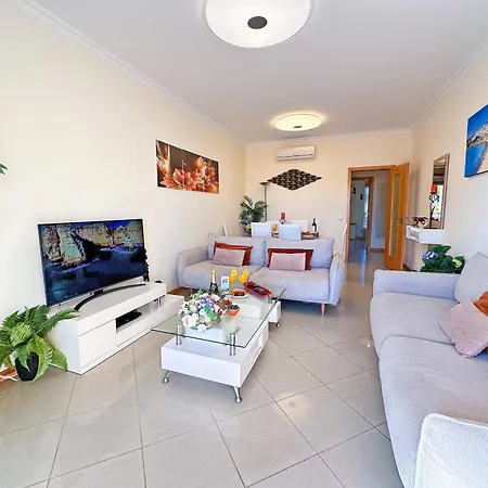 Apartamento Luxurious T2 With Pool & Breathtaking Ocean Views By Becherish