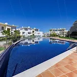 Appartement Luxurious T2 With Pool & Breathtaking Ocean Views By Becherish