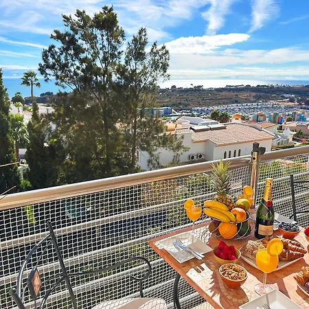 Luxurious T2 With Pool & Breathtaking Ocean Views By Becherish *