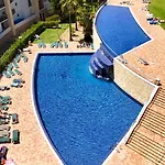 Luxurious T2 With Pool & Breathtaking Ocean Views By Becherish Albufeira
