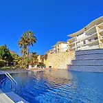 Luxurious T2 With Pool & Breathtaking Ocean Views By Becherish 公寓 *